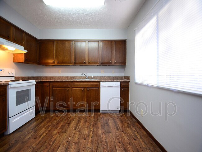 Building Photo - 2327 Benson Gardens Blvd