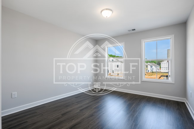 Building Photo - 3744 Silvery Wy