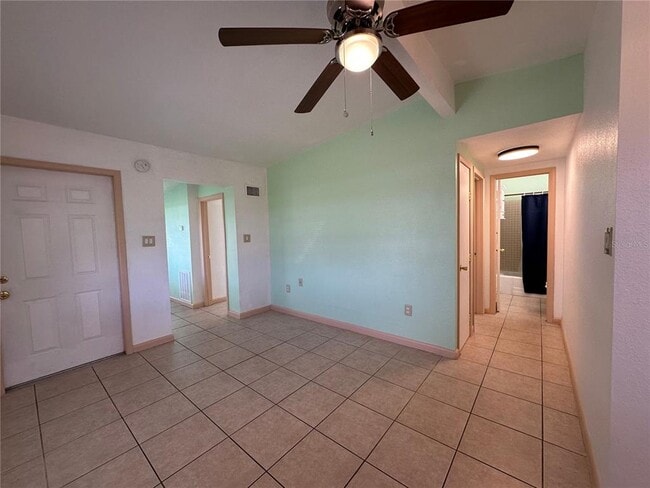 Building Photo - 3340 Normandy Dr