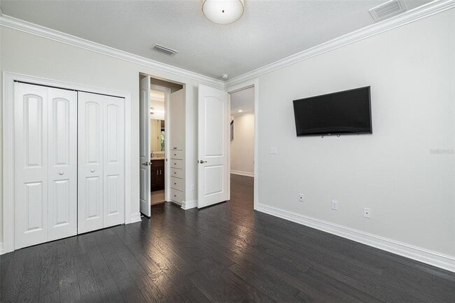 Building Photo - 222 S Audubon Ave