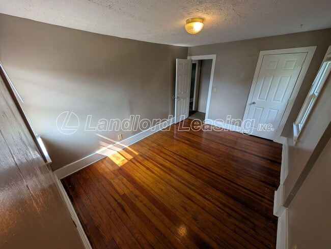 Building Photo - Character-Filled 3-Bedroom Colonial