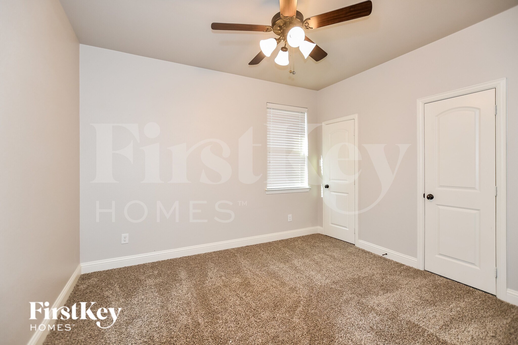 Building Photo - 293 Arbury Dr