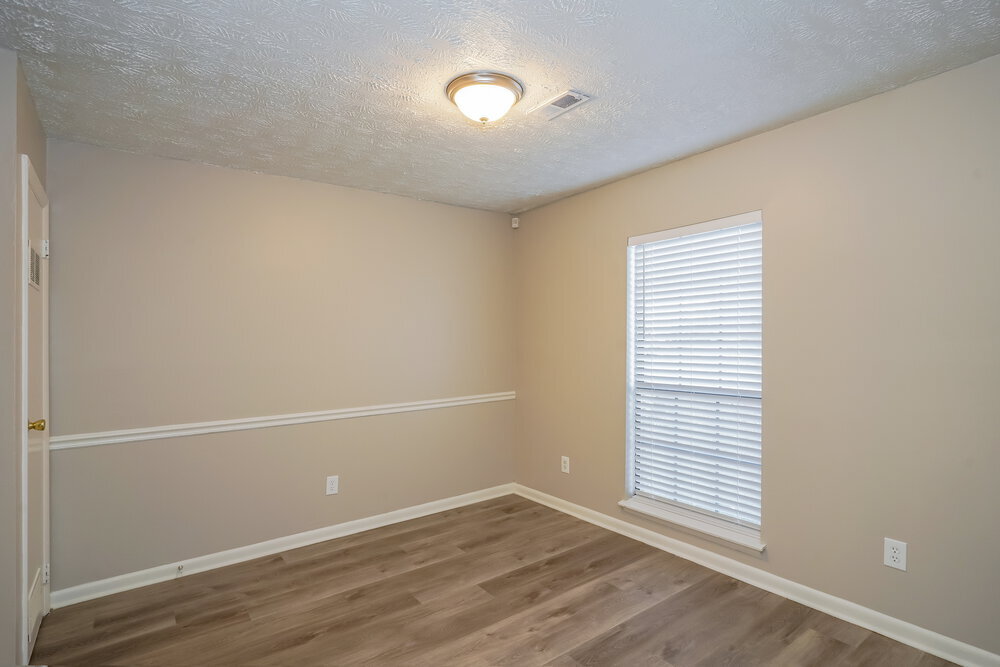 Building Photo - 833 Netherlands Dr