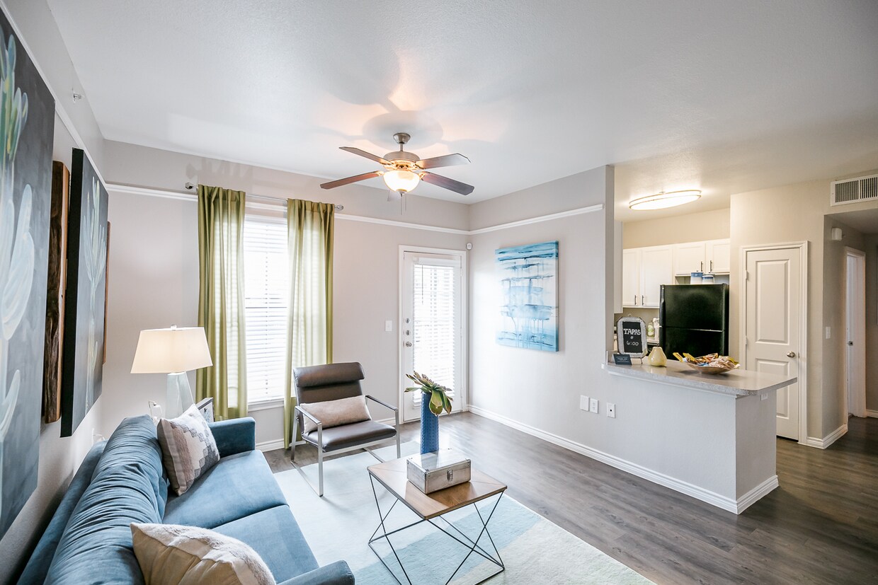 The Benton Apartments San Antonio Tx Apartment Finder