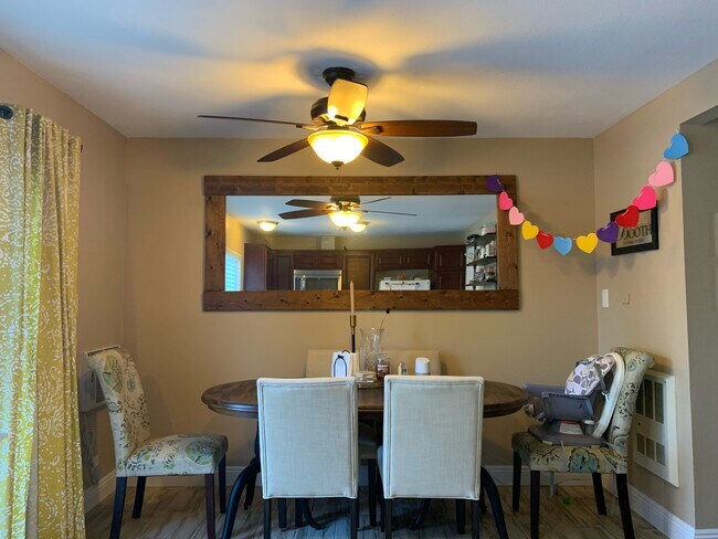 Building Photo - 8 Raleigh