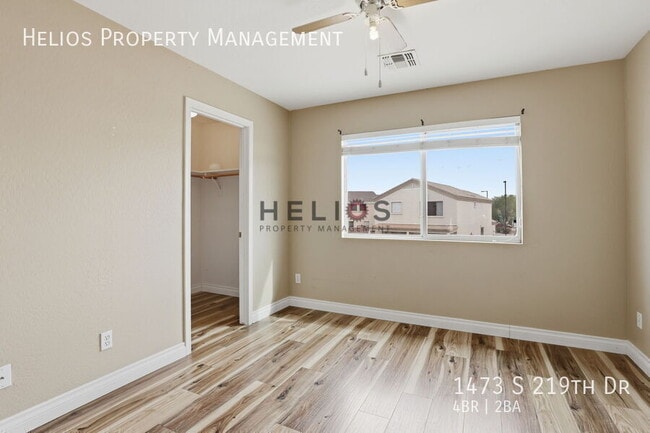 Building Photo - 1473 S 219th Dr