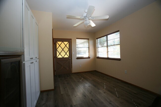 Building Photo - 3 bedroom home with large yard on the west end!