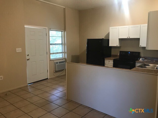 Building Photo - 1410 Marlton St