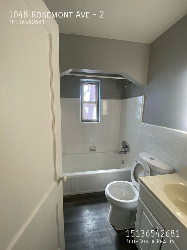 Building Photo - 1048 Rosemont Ave