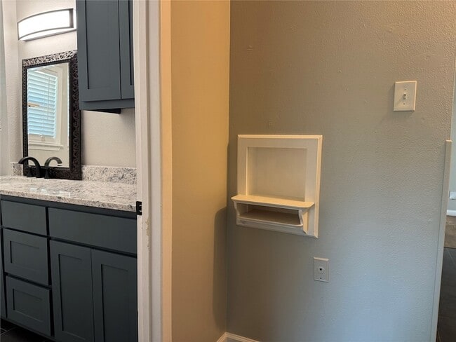 Building Photo - 11321 Wyatt St