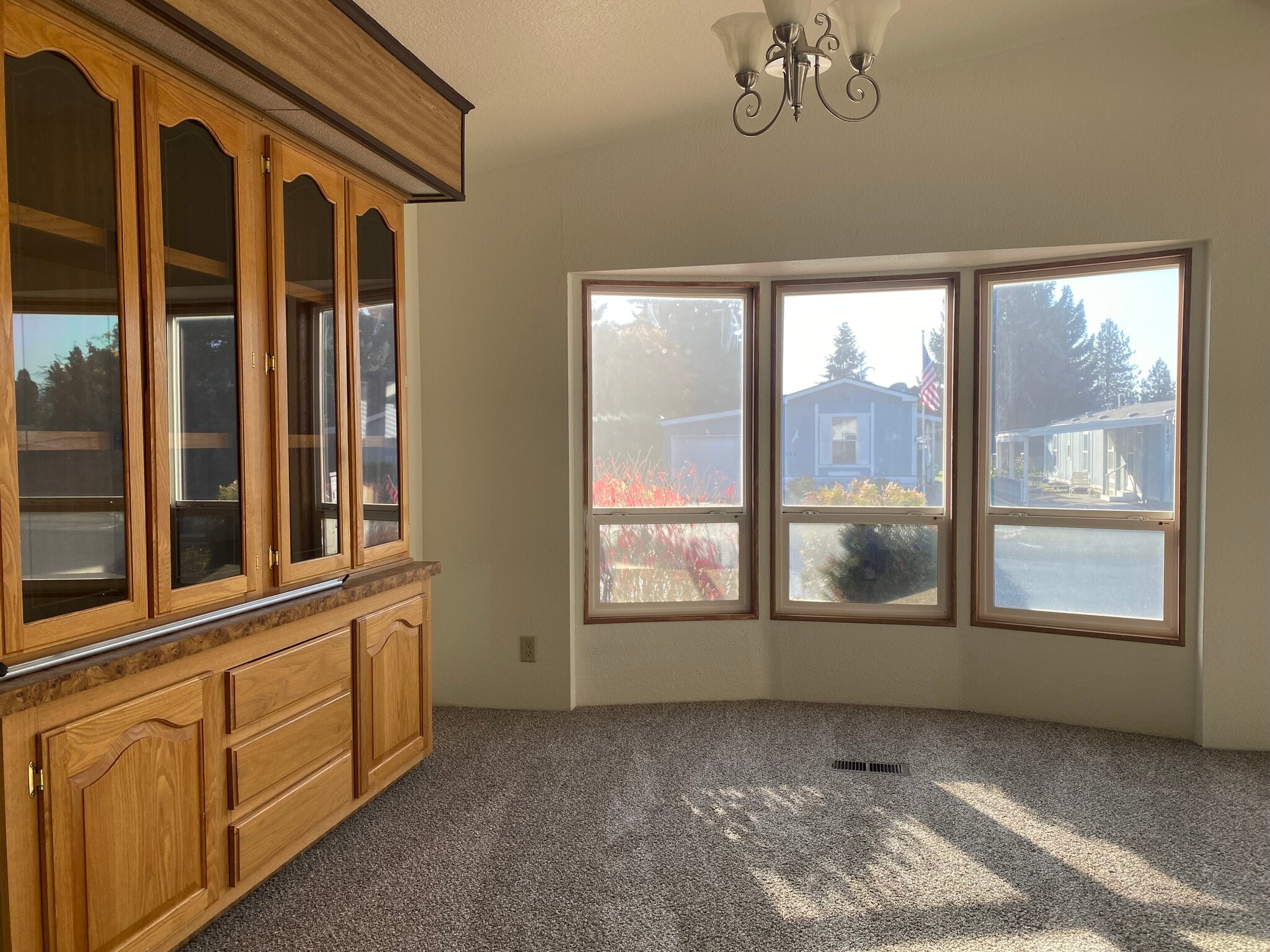 Building Photo - 1827 Westminster Ave