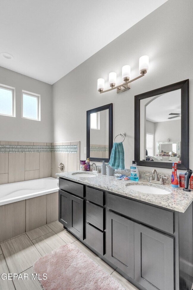Building Photo - 412 Beech Tree Dr