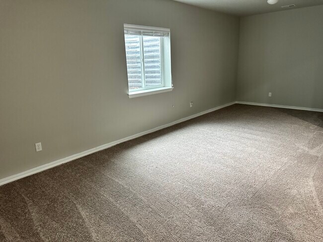 2/3 bedrooms in basement - 17451 Leisure Lake Dr