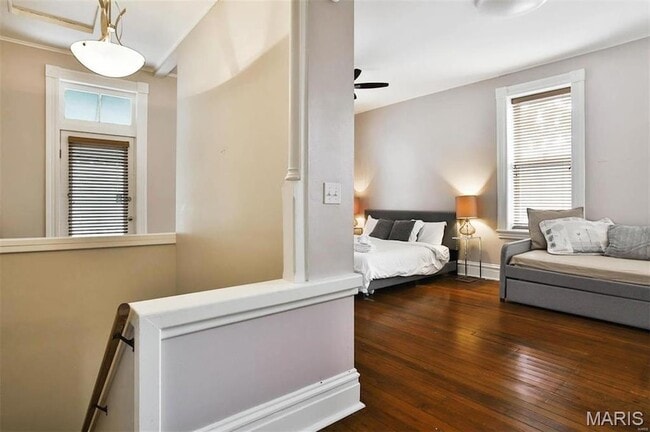 Building Photo - 2018 Senate St