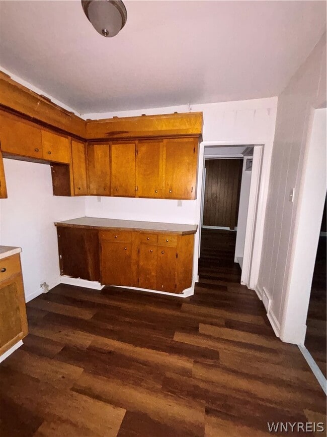 Building Photo - 1808 Whitney Ave