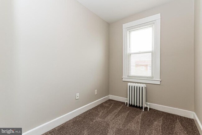 Building Photo - 900 Marcella St