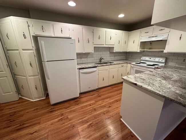 Building Photo - Beautiful Central Shreveport Home