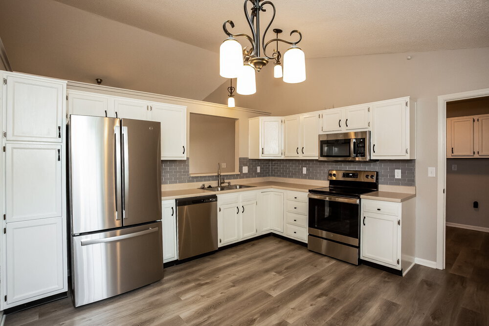 Building Photo - 8438 Kousa Dr