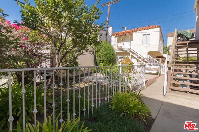 Building Photo - 10773 Massachusetts Ave