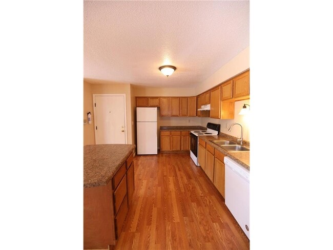 Building Photo - 926 Wescott Trail