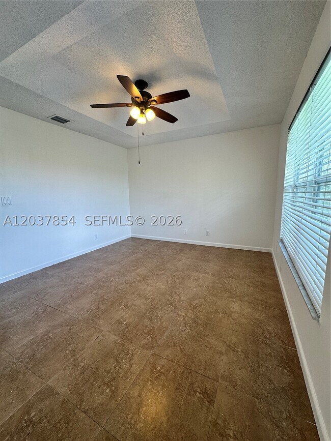 Building Photo - 5541 NW 90th Ave