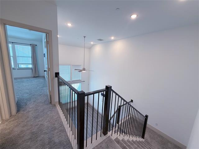 Building Photo - 8925 Phoebe Rd