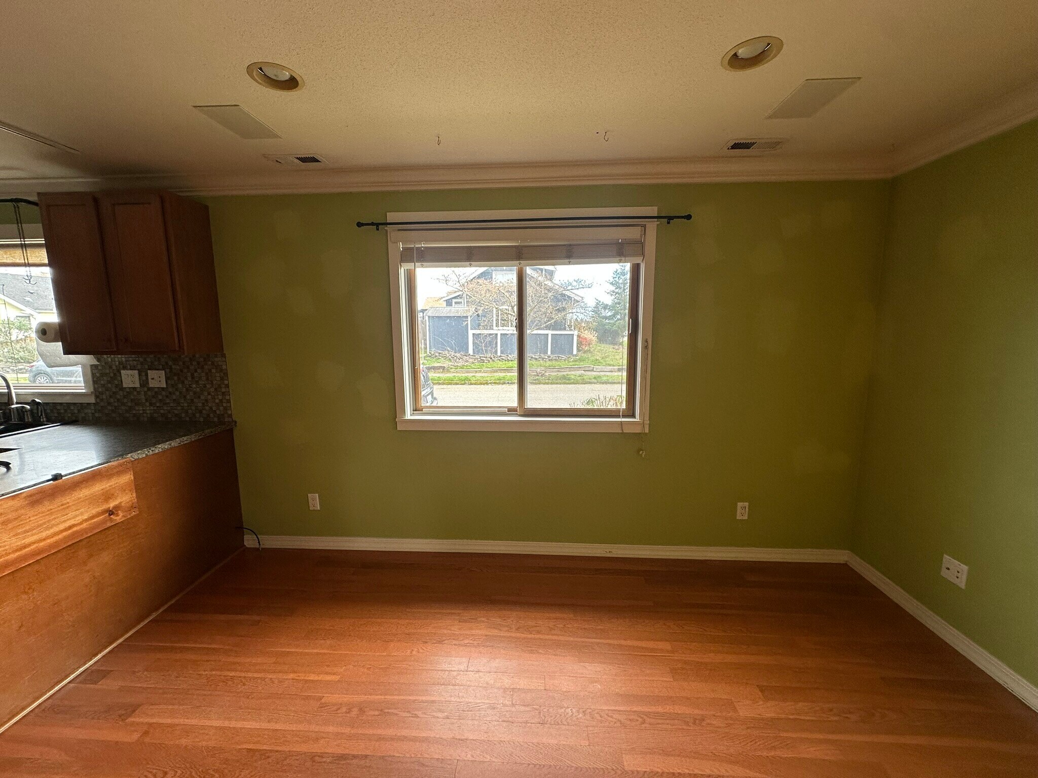 Building Photo - 701 S 59th St