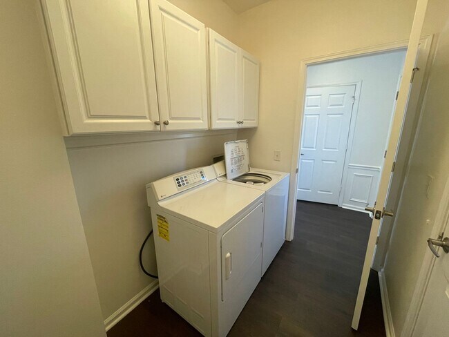 Building Photo - Charming 2 BR Home in Sun City