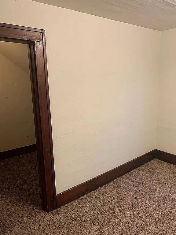 Building Photo - 2230 S 6th St