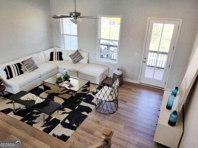 Building Photo - 140 Harlow Cir