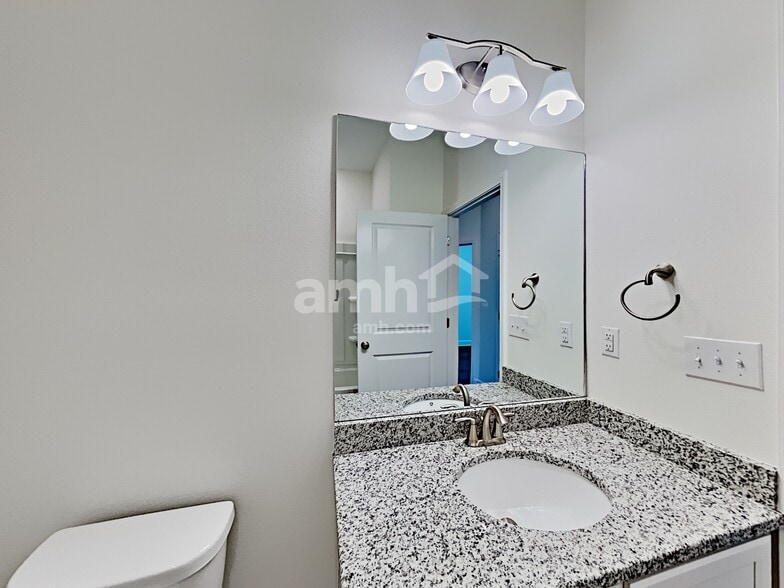 Building Photo - 2806 Wilder Meadows Ln