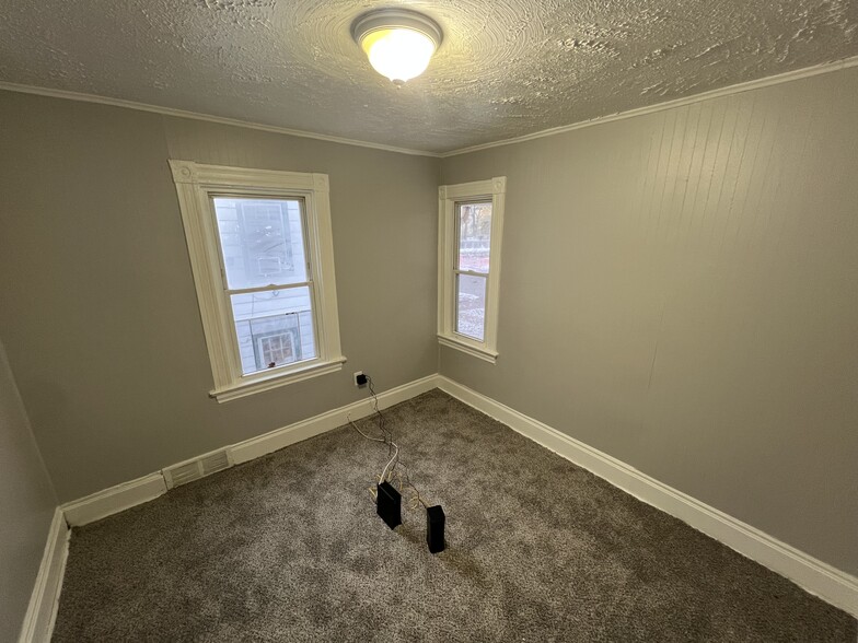 Bedroom 2 - 101 Superior St