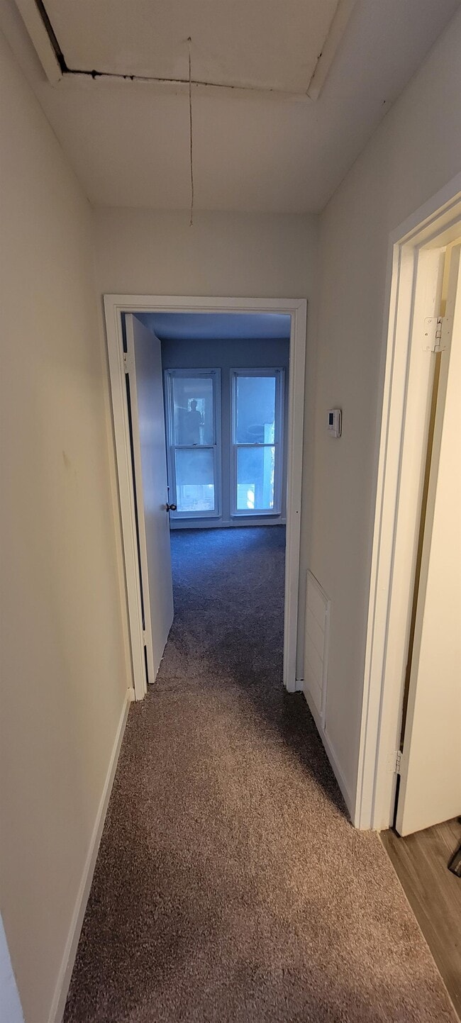 Building Photo - 1055 Quinn St