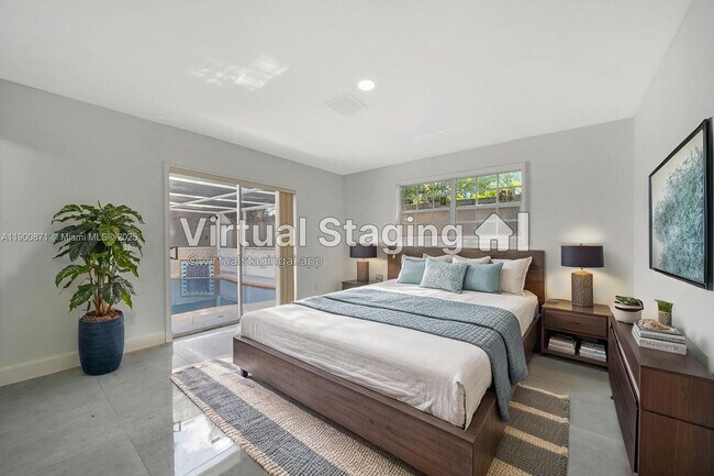 Building Photo - 840 NE 182nd St