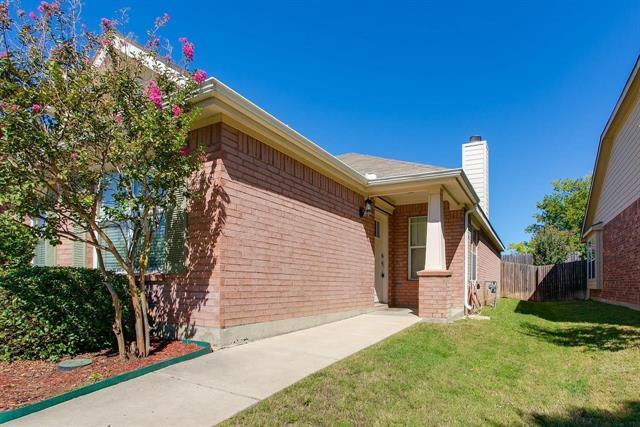 Building Photo - 4925 Carrotwood Dr