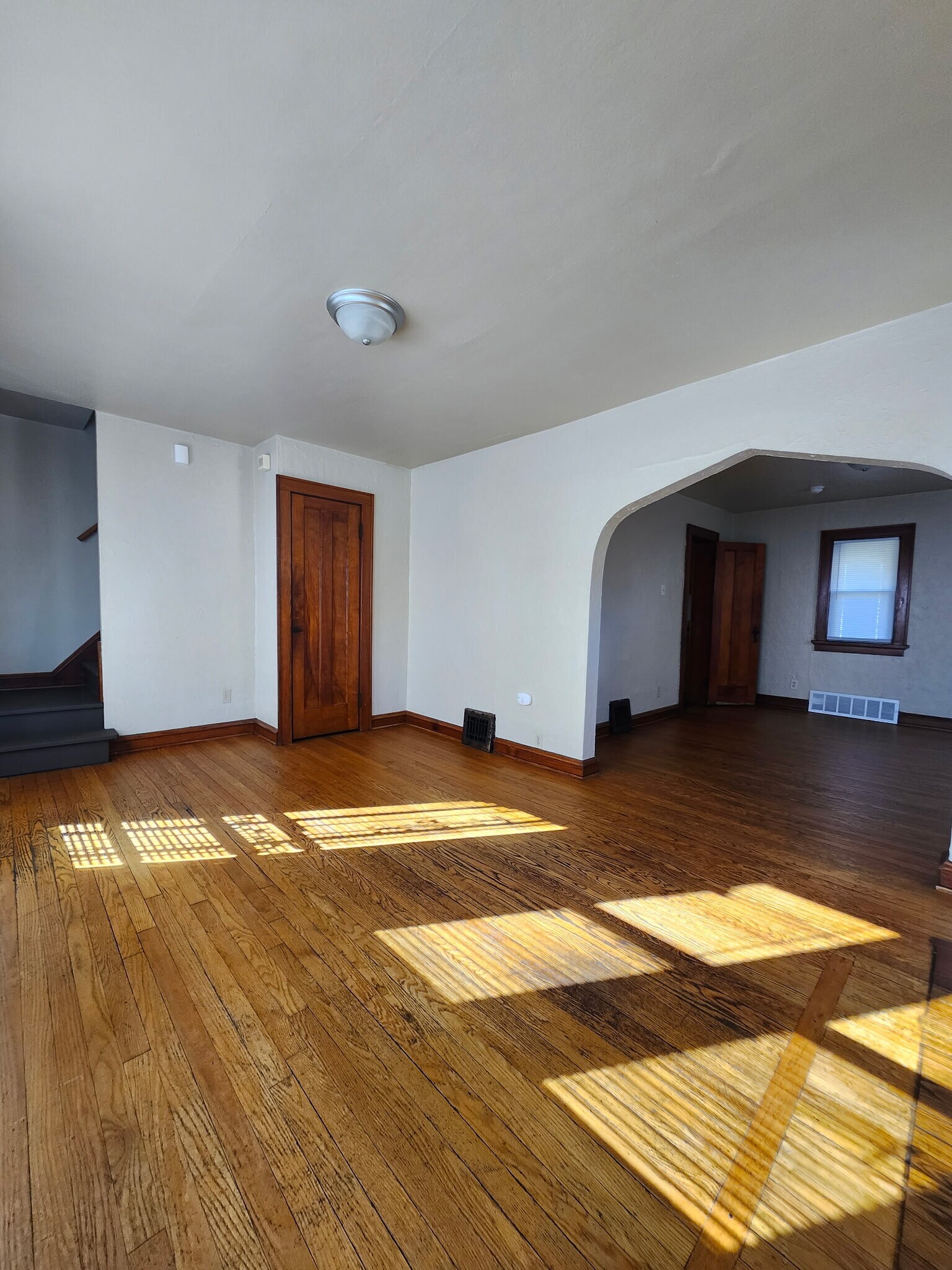 Building Photo - 5923 N 38th St