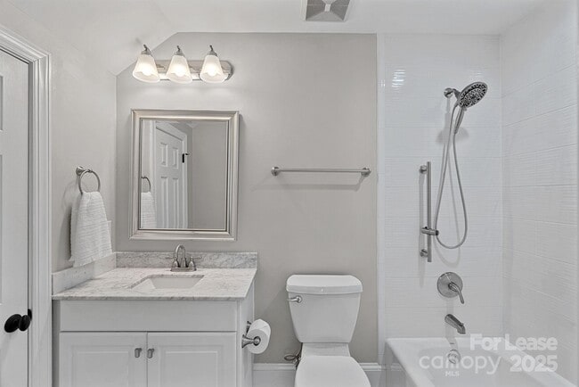 Building Photo - 17308 Players Ridge Dr