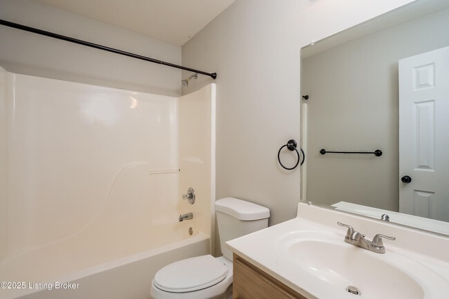 Building Photo - 311 Tyler Pkwy