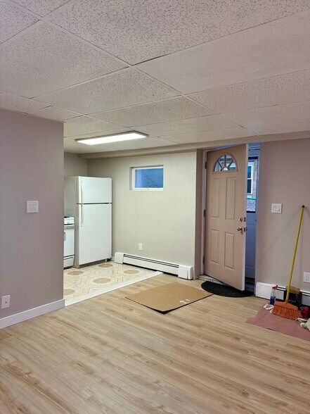 Building Photo - 63 Hancock Ave