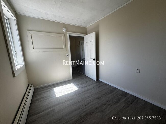 Building Photo - 24 Green St