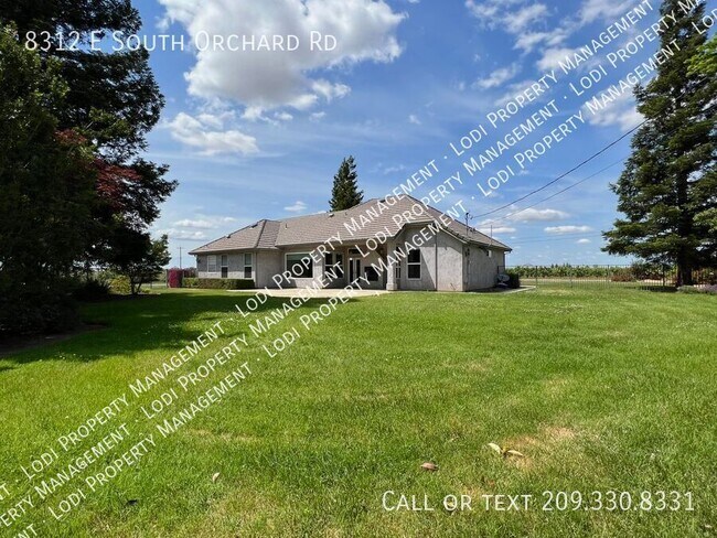 Building Photo - 8312 E Orchard Rd