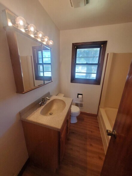 Building Photo - 8105 W Colfax Ct