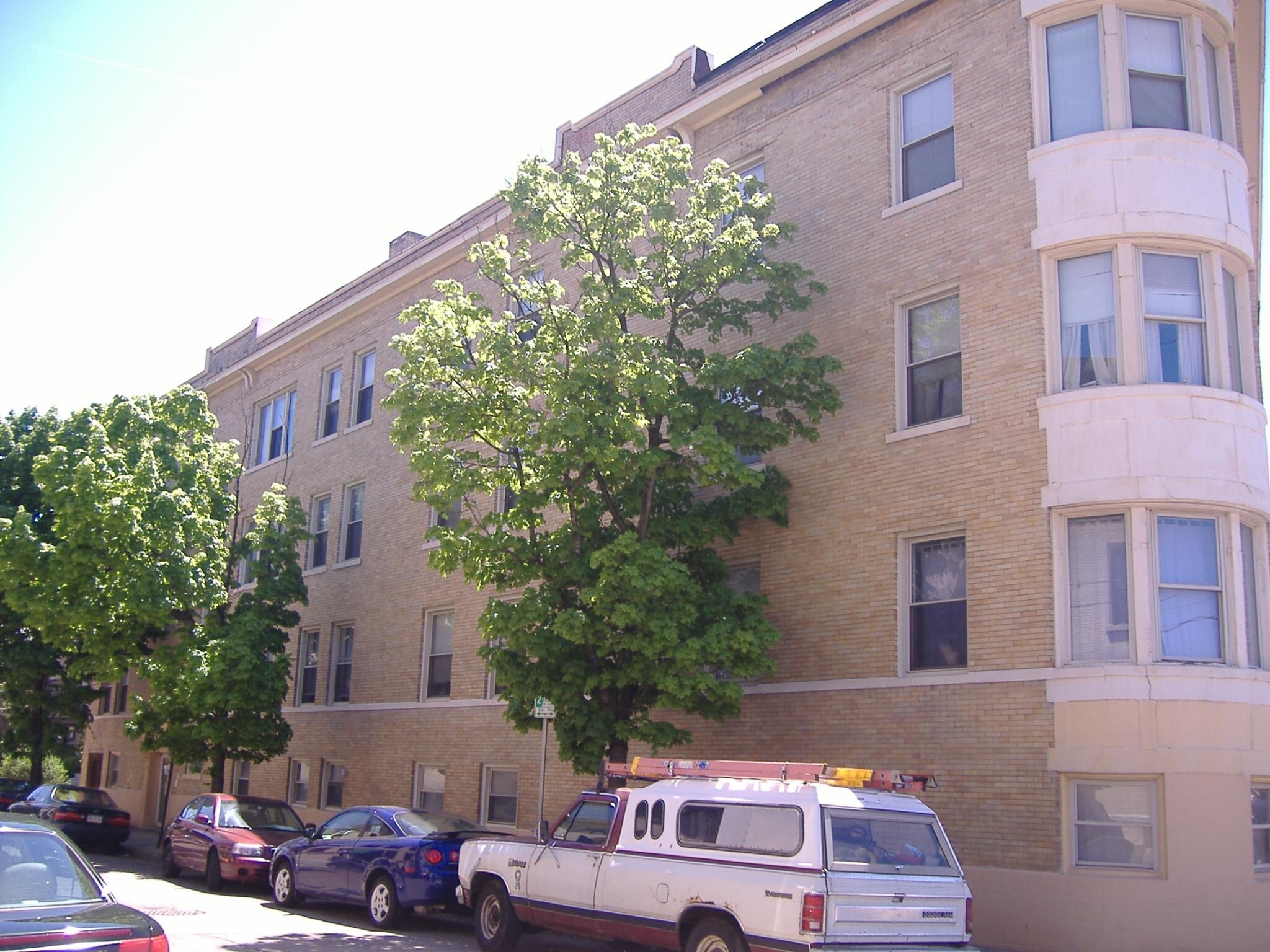 Building Photo - 626 Maryland Ave