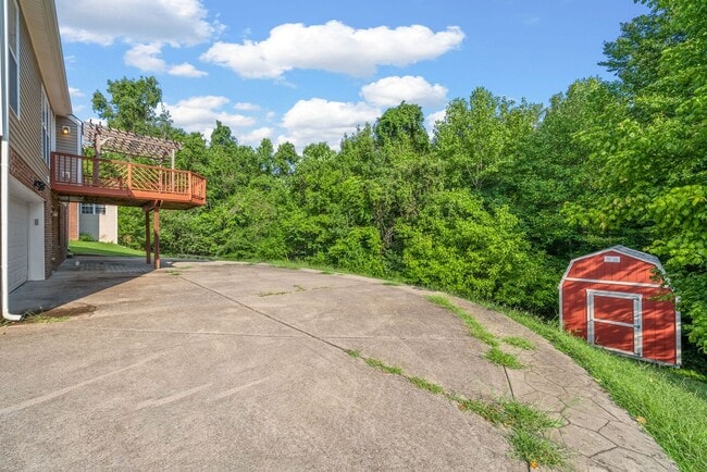 Building Photo - 4 Bedroom Pet Friendly Home For Rent With ...