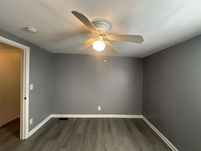 Building Photo - 1127 Cleveland St