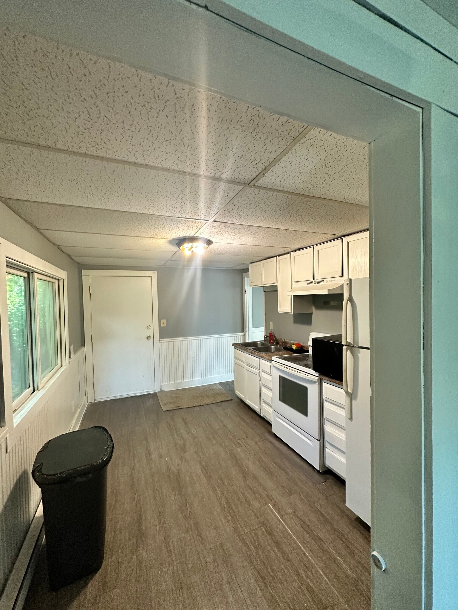 Building Photo - 1388 Furness Pky