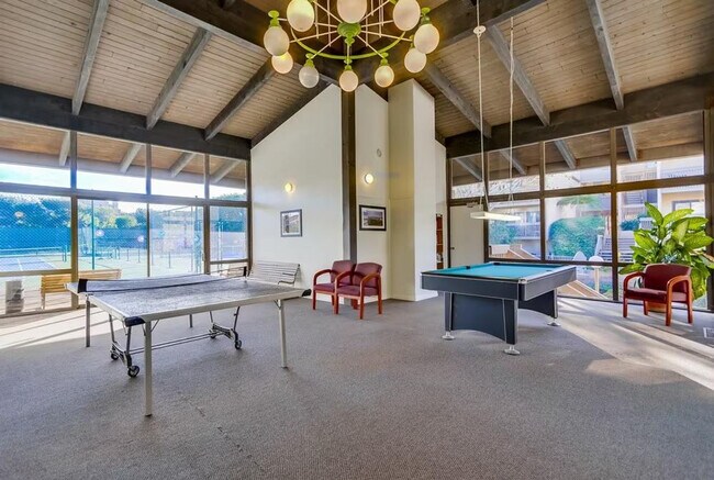 Building Photo - 450 S Sierra Ave