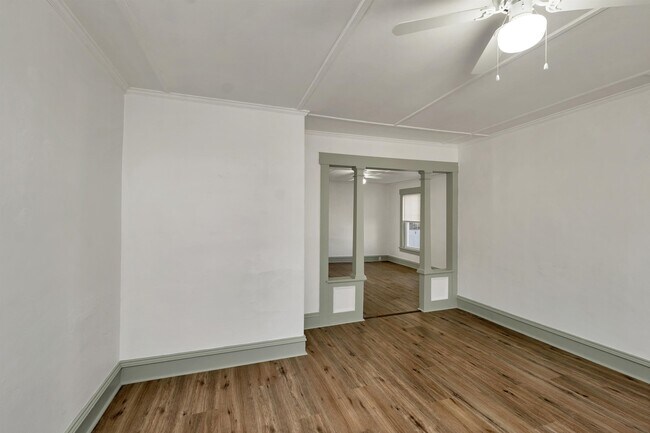 Building Photo - 135 Franklin St