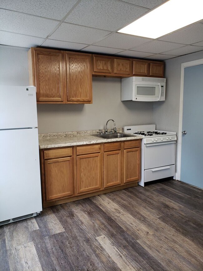 Building Photo - 2671 Brodhead Rd