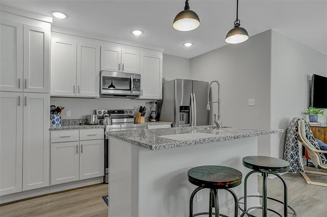 Building Photo - 731 Layne Dr